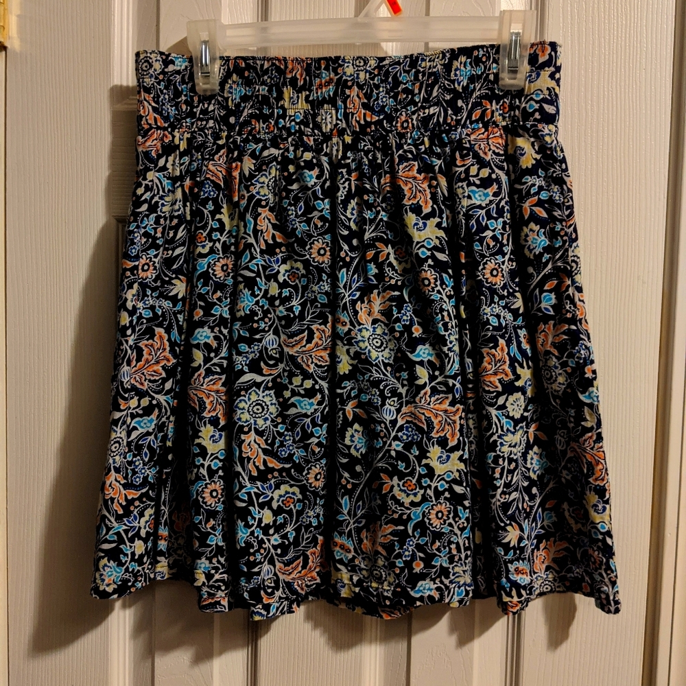 Cute floral short skirt